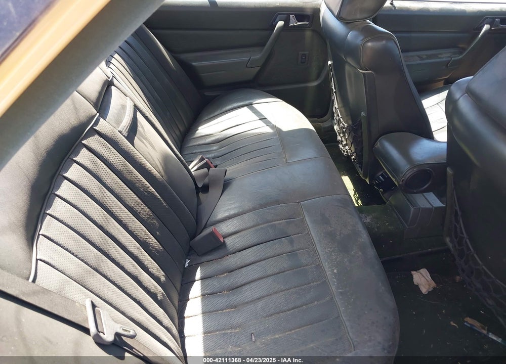 1985 MERCEDES-BENZ 190 E 2.3 VIN: WDBDA24C3FF107644
