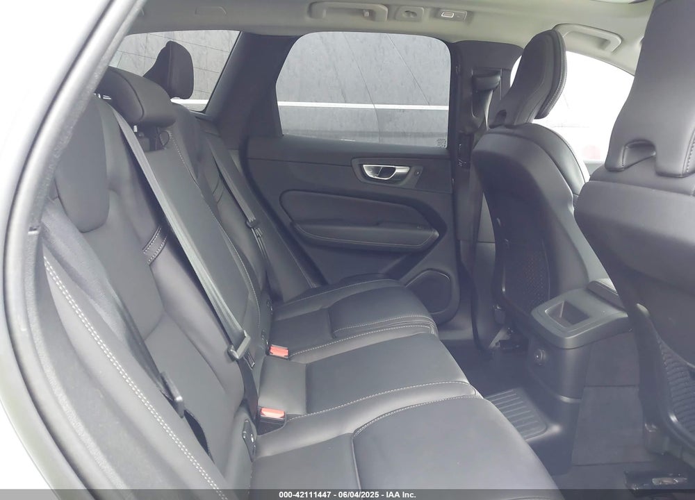 2024 VOLVO XC60 RECHARGE PLUG-IN HYBRID VIN: YV4H60DM9R1805451