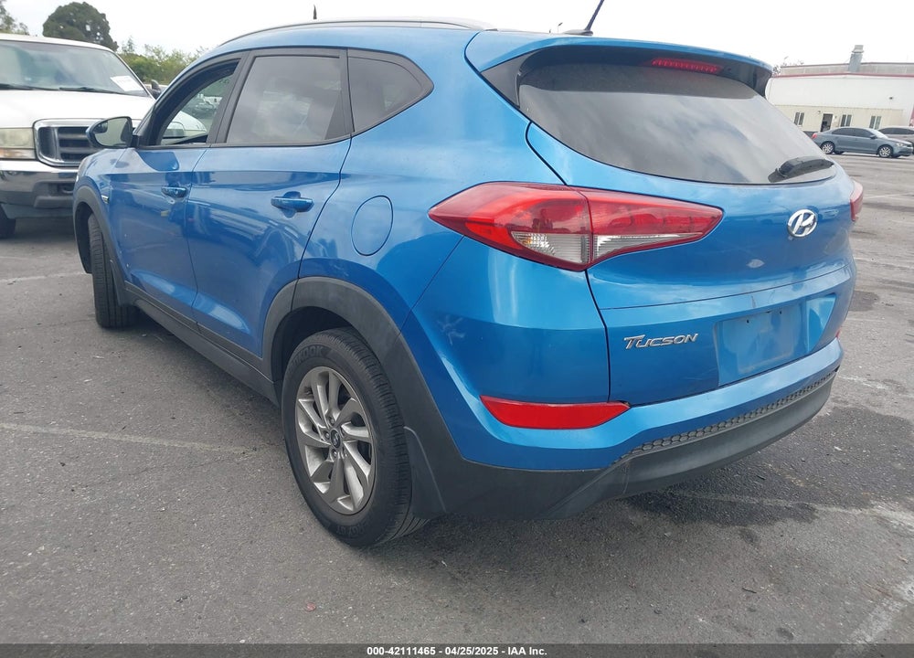 2016 HYUNDAI TUCSON VIN: KM8J33A46GU154452