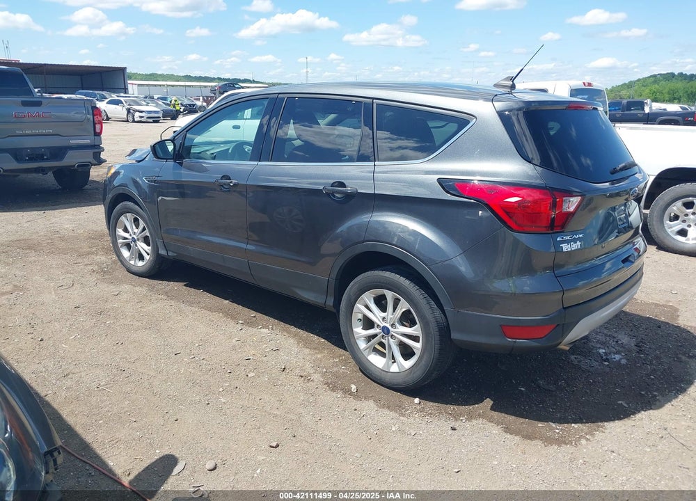 2019 FORD ESCAPE VIN: 1FMCU0GDXKUB49503