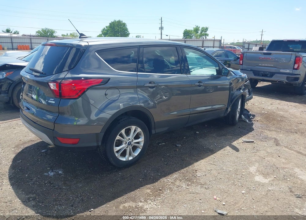2019 FORD ESCAPE VIN: 1FMCU0GDXKUB49503