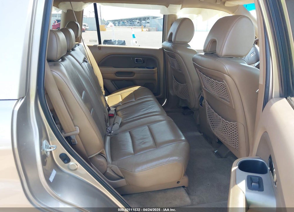 2006 HONDA PILOT VIN: 2HKYF18566H528032