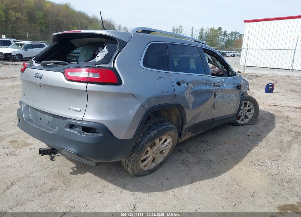 2016 JEEP CHEROKEE VIN: 1C4PJMCB6GW252956