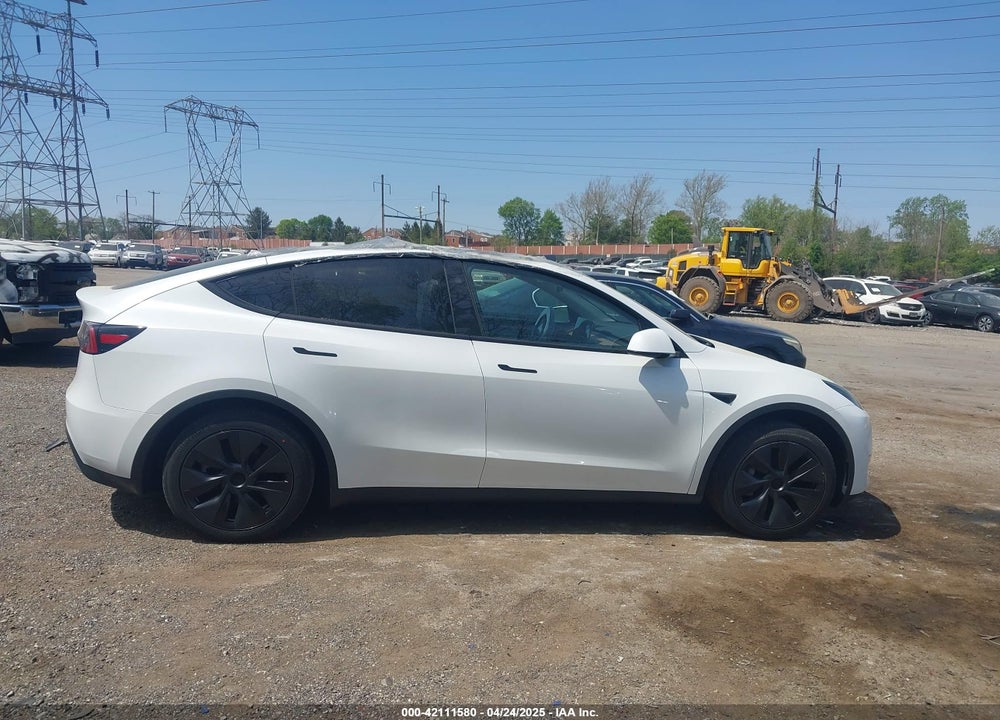 2025 TESLA MODEL Y LONG RANGE DUAL MOTOR ALL-WHEEL DRIVE VIN: 7SAYGDED7SA378872