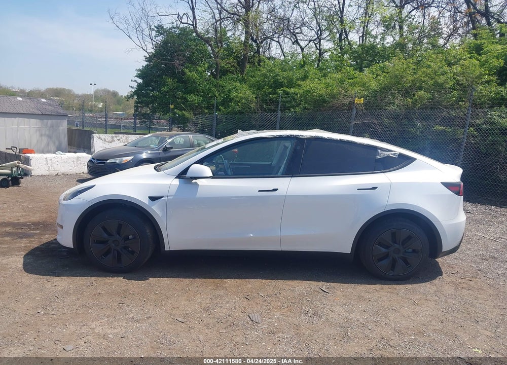 2025 TESLA MODEL Y LONG RANGE DUAL MOTOR ALL-WHEEL DRIVE VIN: 7SAYGDED7SA378872