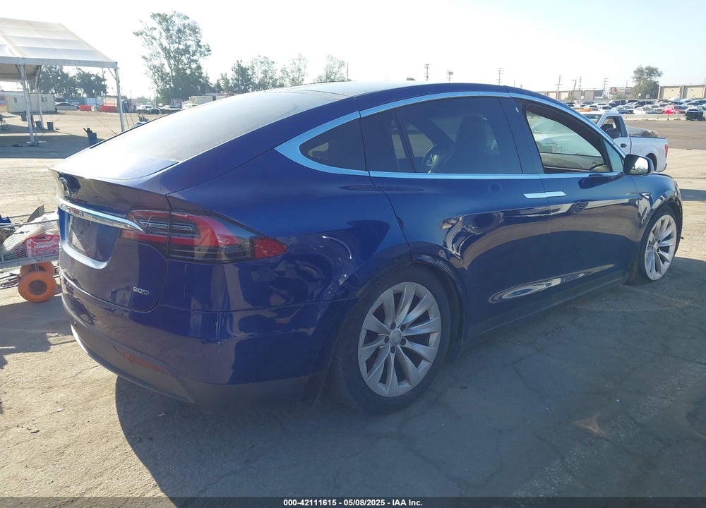 2016 TESLA MODEL X VIN: 5YJXCBE25GF002382