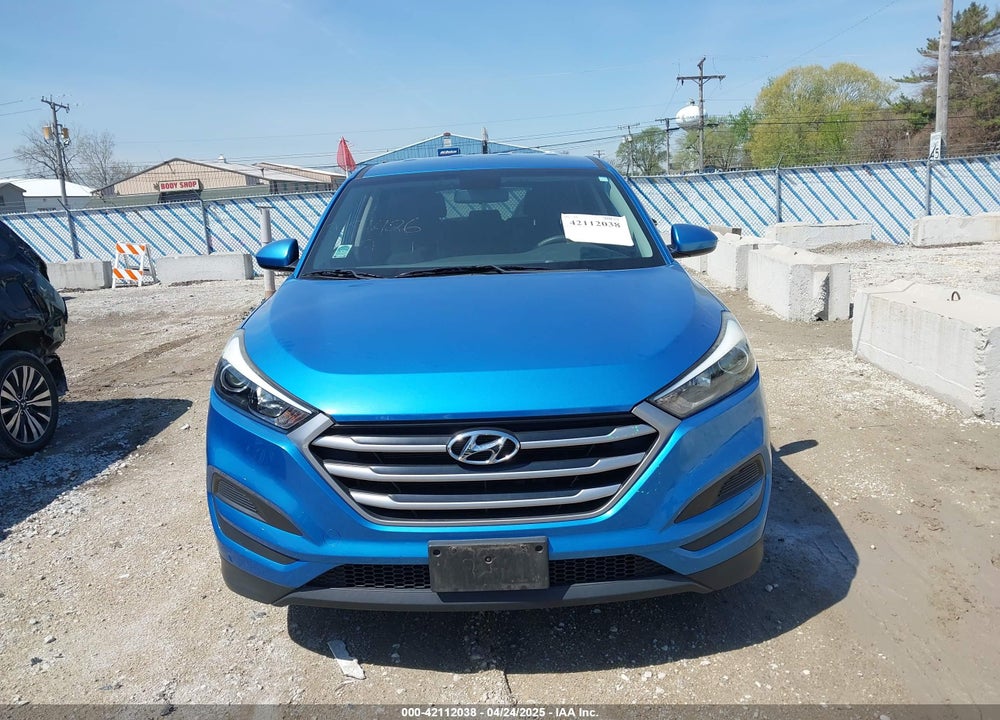 2017 HYUNDAI TUCSON SE VIN: KM8J23A47HU391827