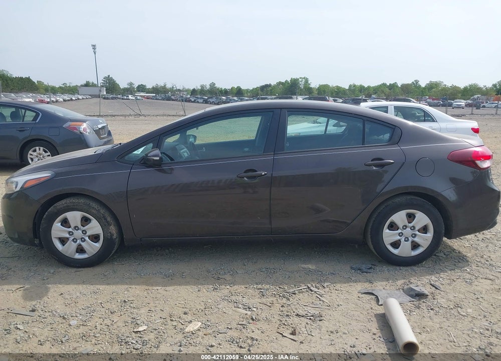 2017 KIA FORTE LX VIN: 3KPFK4A71HE050187
