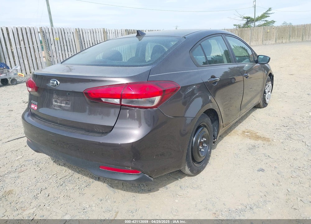2017 KIA FORTE LX VIN: 3KPFK4A71HE050187