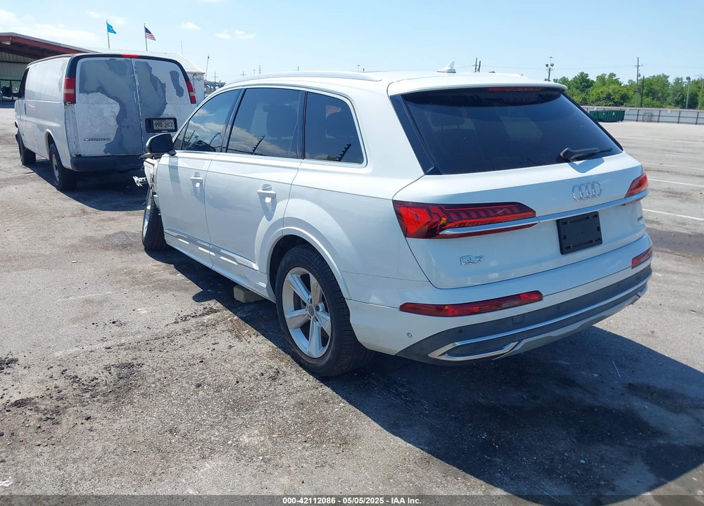 2021 AUDI Q7 VIN: WA1LJAF78MD011440