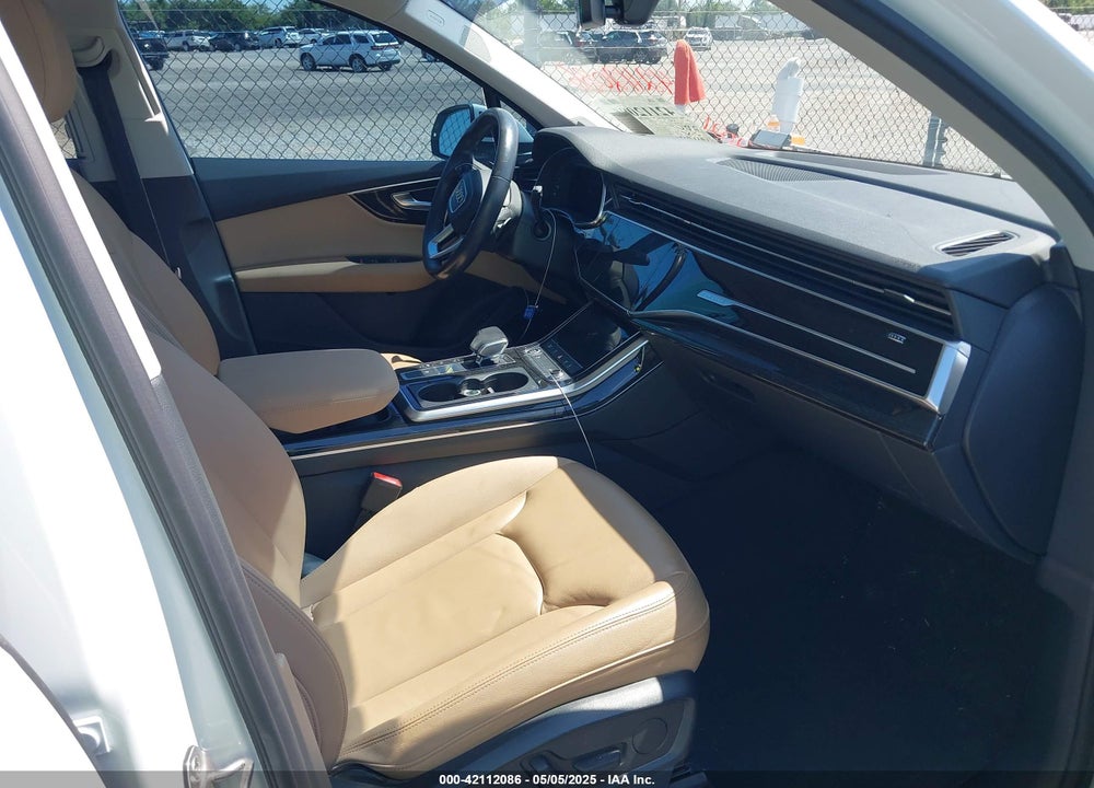 2021 AUDI Q7 VIN: WA1LJAF78MD011440