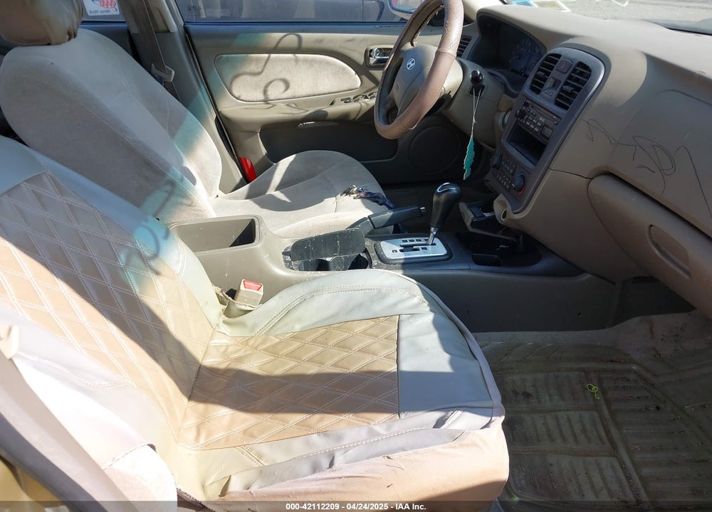 2002 HYUNDAI SONATA VIN: KMHWF25S32A669872