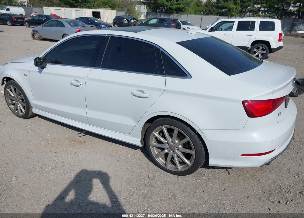 2015 AUDI A3 2.0T PREMIUM VIN: WAUKFGFF1F1095602