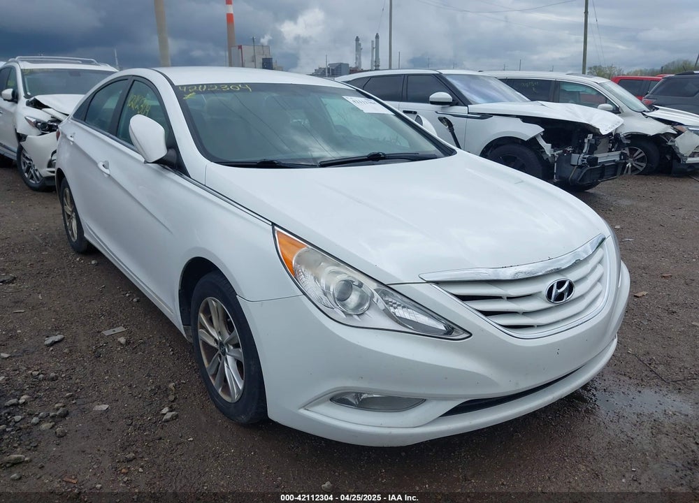 2013 HYUNDAI SONATA GLS VIN: 5NPEB4AC7DH722171