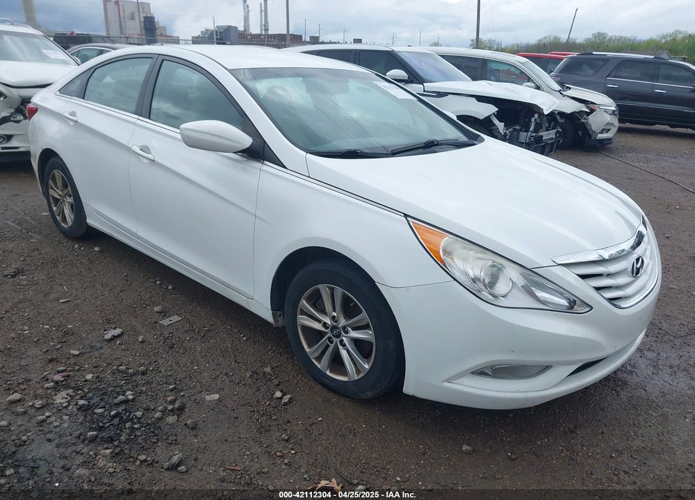 2013 HYUNDAI SONATA GLS VIN: 5NPEB4AC7DH722171