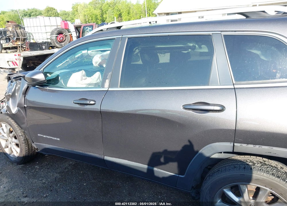 2018 JEEP CHEROKEE VIN: 1C4PJLDB4JD572921