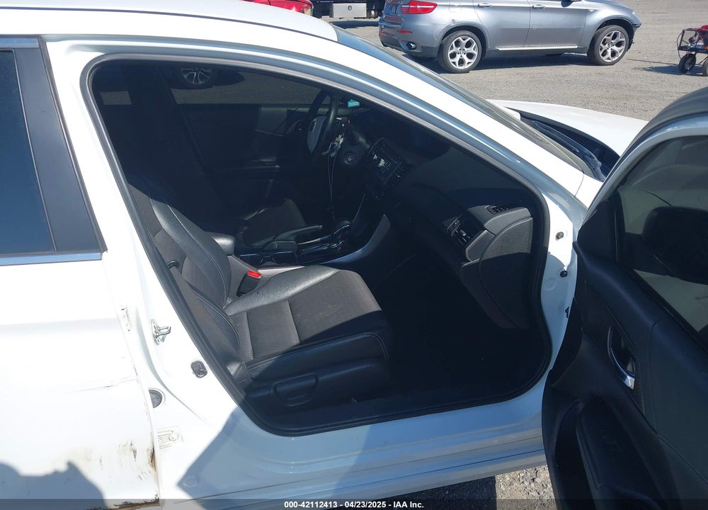 2016 HONDA ACCORD VIN: 1HGCR2F5XGA017783