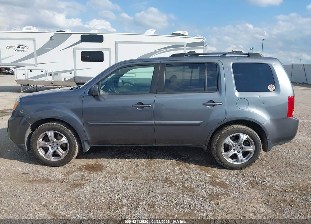 2013 HONDA PILOT EX VIN: 5FNYF4H43DB030441