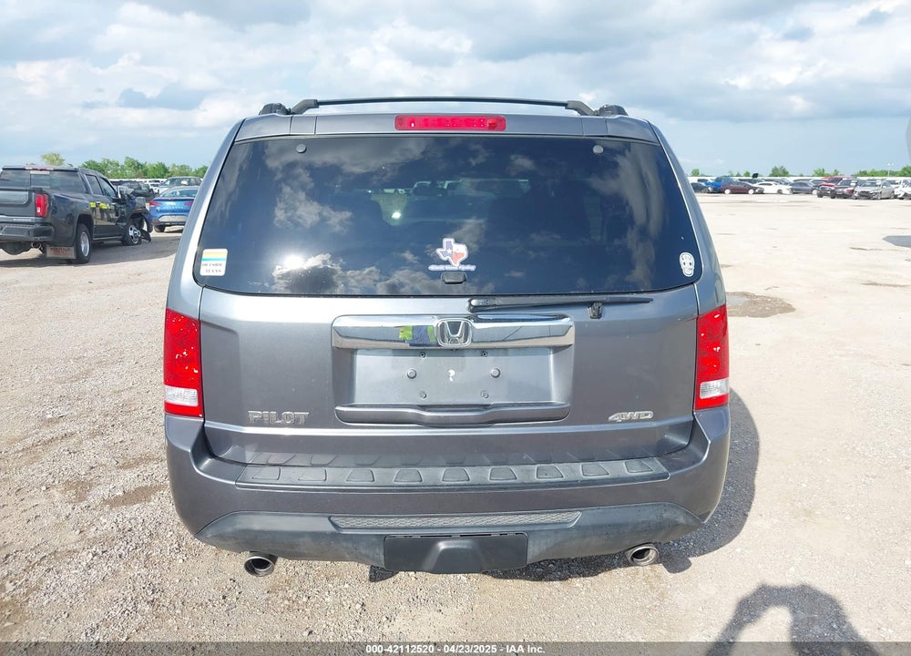 2013 HONDA PILOT EX VIN: 5FNYF4H43DB030441