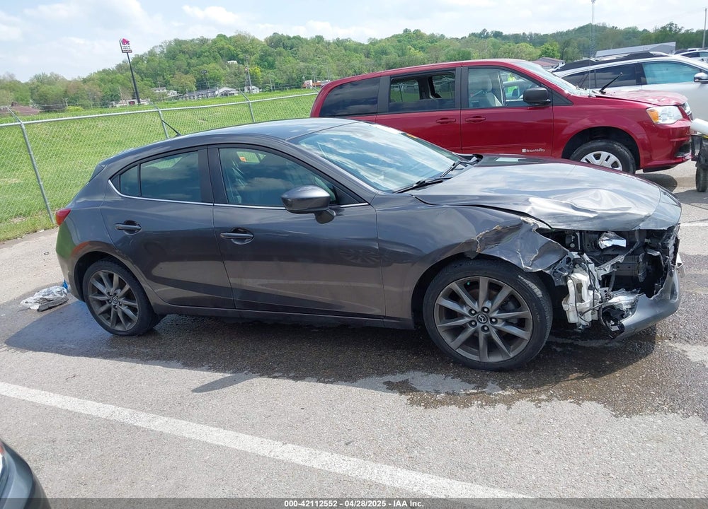 2018 MAZDA MAZDA3 VIN: 3MZBN1L35JM271525