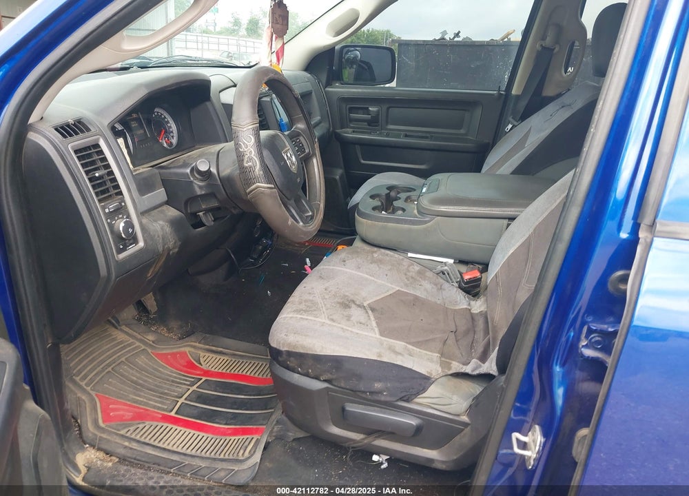 2014 RAM 1500 VIN: 1C6RR7KT5ES375995