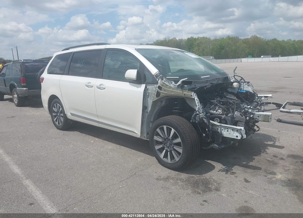 2018 TOYOTA SIENNA XLE/XLE PREMIUM/LIMITED/LIMITED PREMIUM VIN: 5TDDZ3DC1JS200008