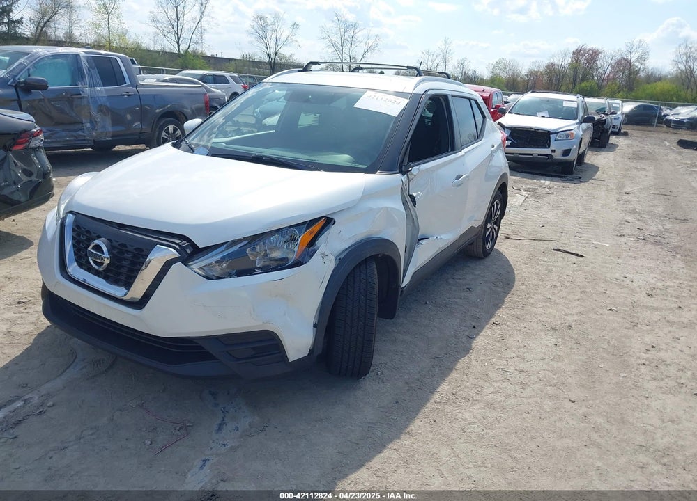 2018 NISSAN KICKS SV VIN: 3N1CP5CU5JL509268