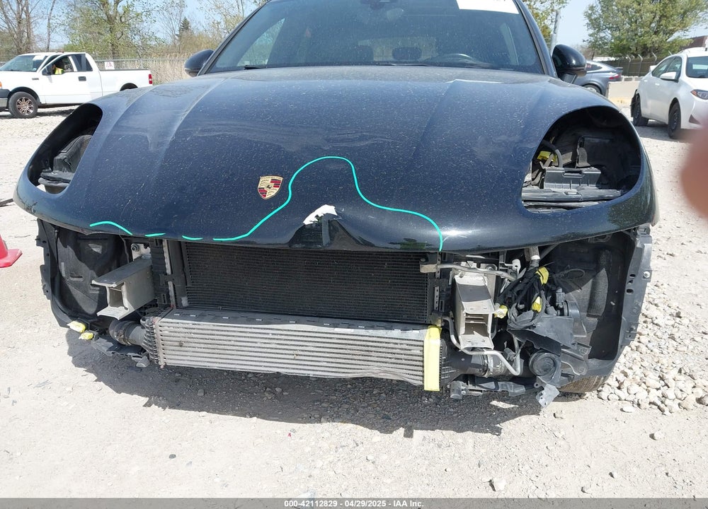 2018 PORSCHE MACAN VIN: WP1AA2A54JLB08529