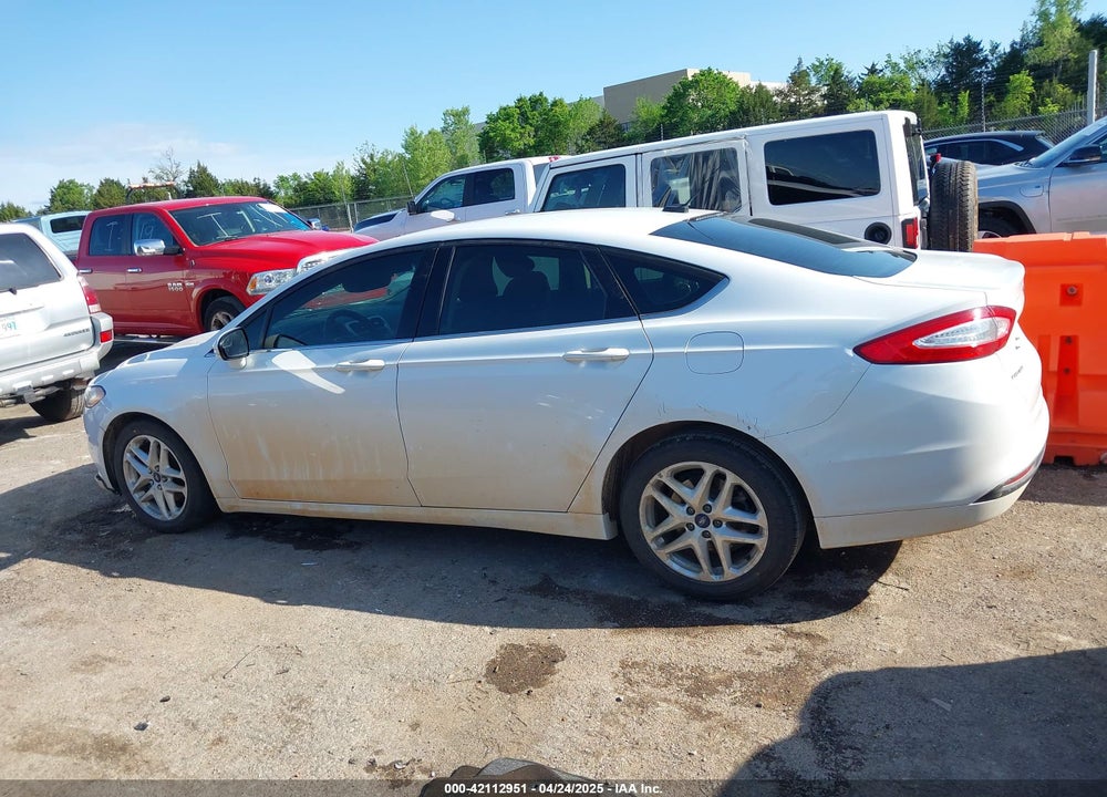 2015 FORD FUSION SE VIN: 3FA6P0H7XFR200759