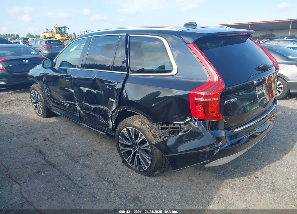 2022 VOLVO XC90 T6 MOMENTUM 6 PASSENGER VIN: YV4A221K7N1781589