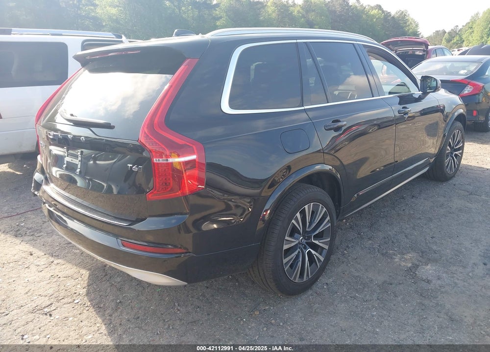 2022 VOLVO XC90 T6 MOMENTUM 6 PASSENGER VIN: YV4A221K7N1781589
