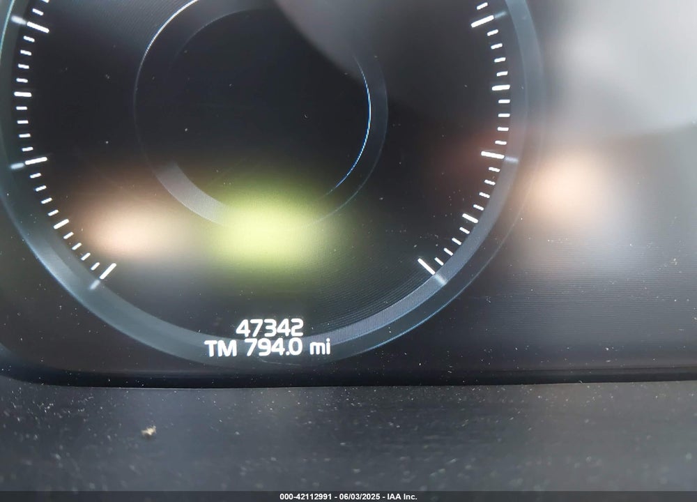 2022 VOLVO XC90 T6 MOMENTUM 6 PASSENGER VIN: YV4A221K7N1781589