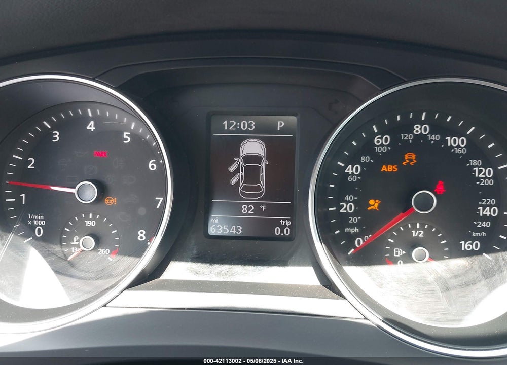 2018 VOLKSWAGEN JETTA VIN: 3VWDB7AJ0JM248062