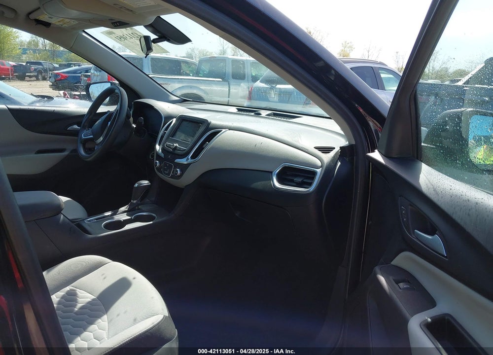 2019 CHEVROLET EQUINOX VIN: 3GNAXHEV2KL134556