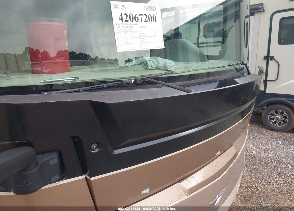 2008 FREIGHTLINER CHASSIS X LINE MOTOR HOME VIN: 4UZACJDT88CAD4908