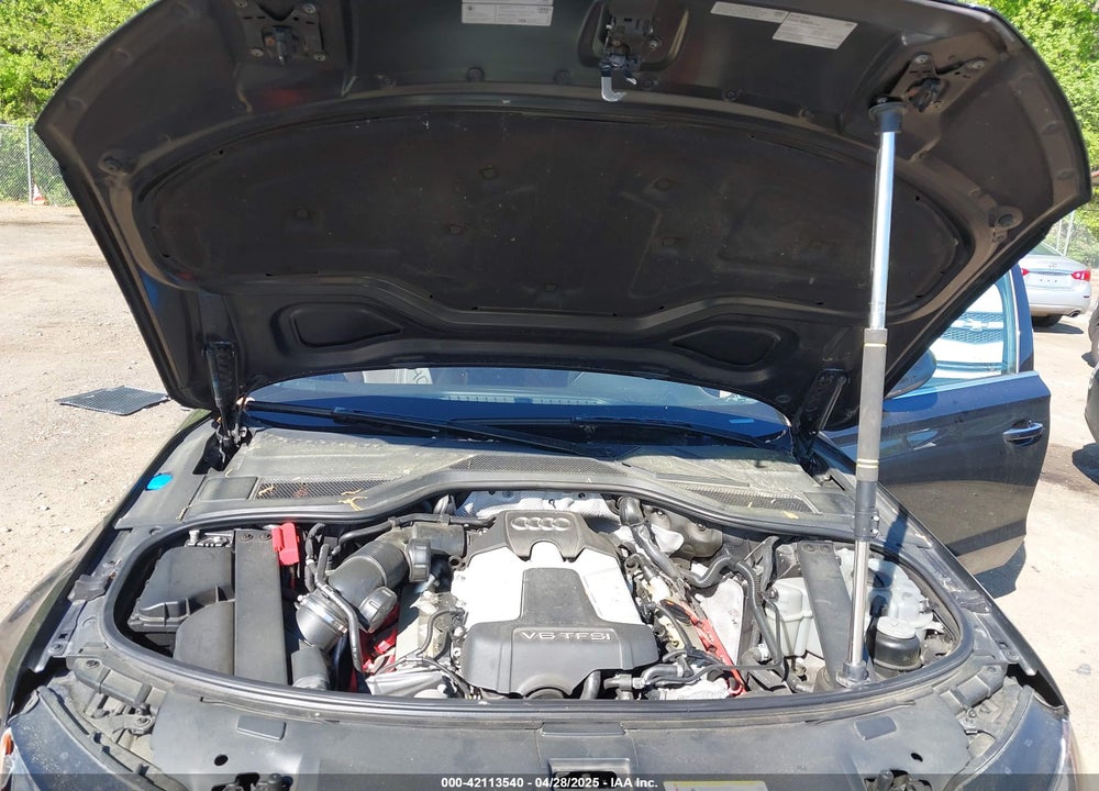 2013 AUDI A8 L VIN: WAURGAFD0DN005532