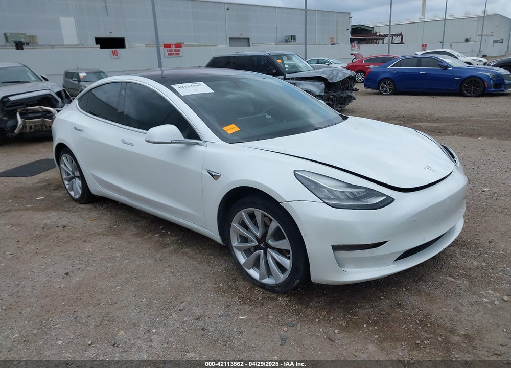 2018 TESLA MODEL 3 LONG RANGE/MID RANGE VIN: 5YJ3E1EA4JF035990
