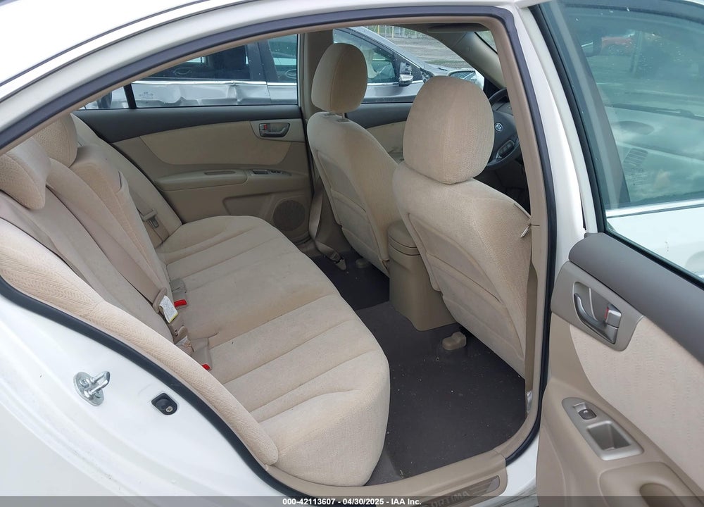 2007 KIA OPTIMA VIN: KNAGE124X75155428