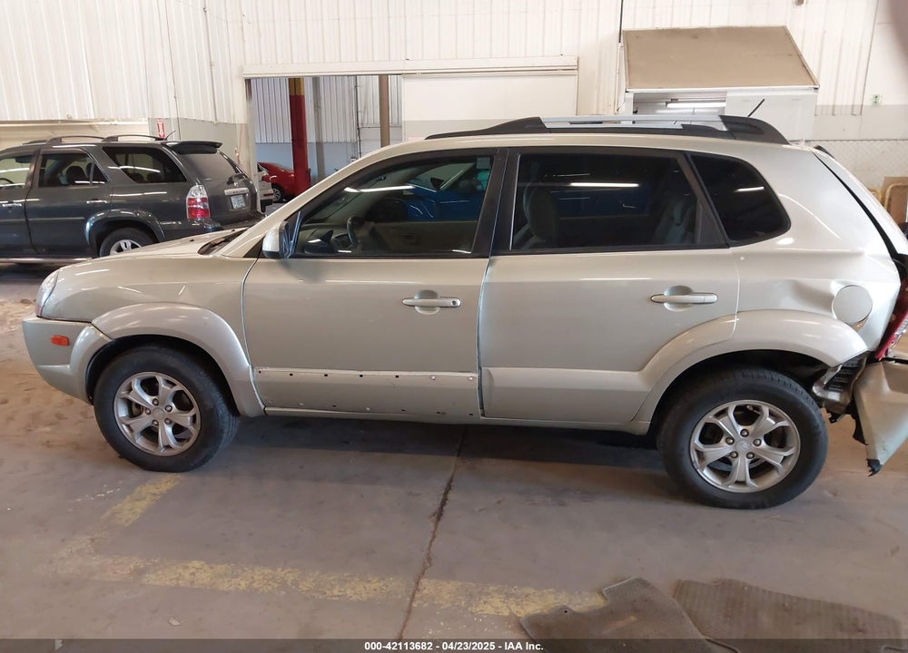 2009 HYUNDAI TUCSON LIMITED V6 VIN: KM8JN12D59U934815