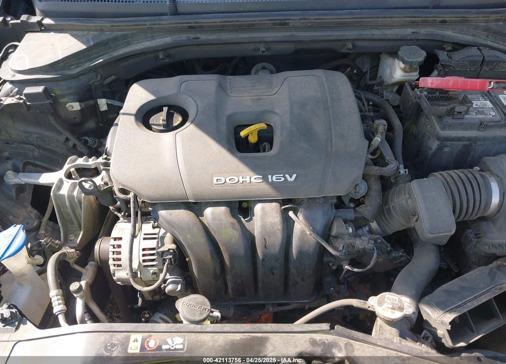 2018 HYUNDAI ELANTRA VIN: 5NPD74LF1JH218604