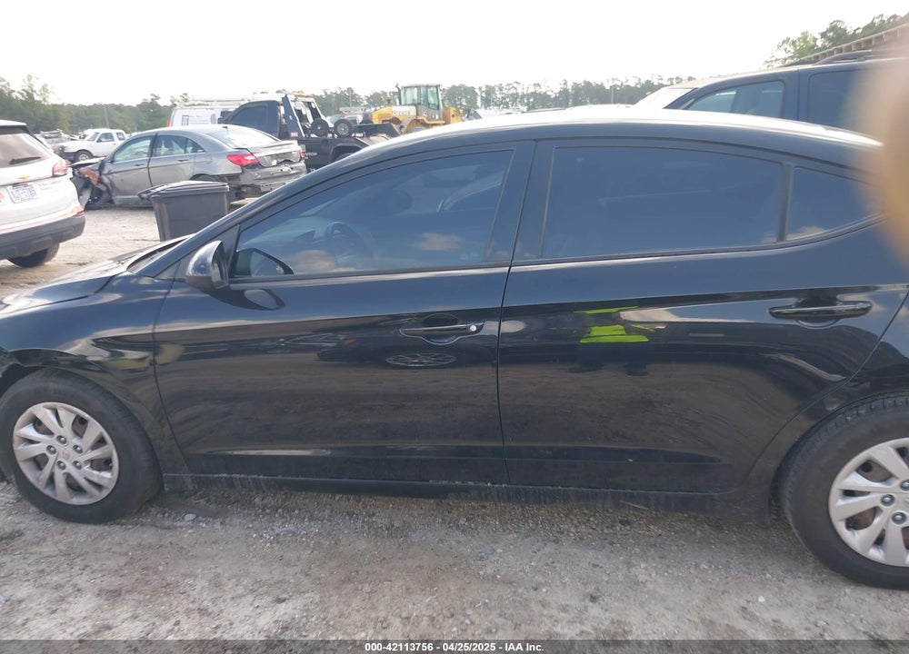 2018 HYUNDAI ELANTRA VIN: 5NPD74LF1JH218604