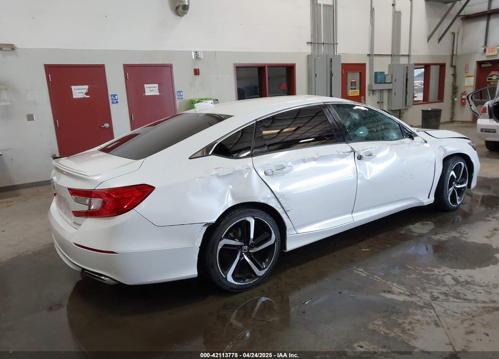 2018 HONDA ACCORD VIN: 1HGCV1F3XJA204467