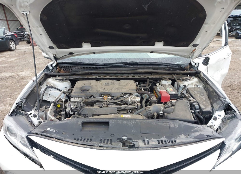 2021 TOYOTA CAMRY VIN: 4T1C11AK1MU557526