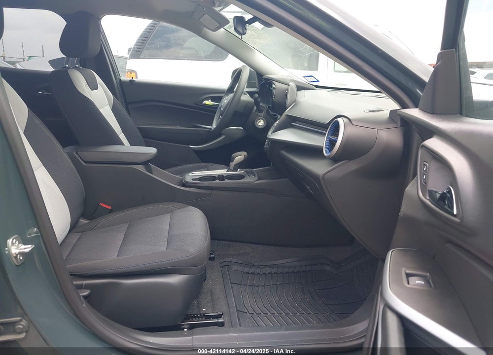 2025 CHEVROLET TRAX VIN: KL77LFEP8SC046494