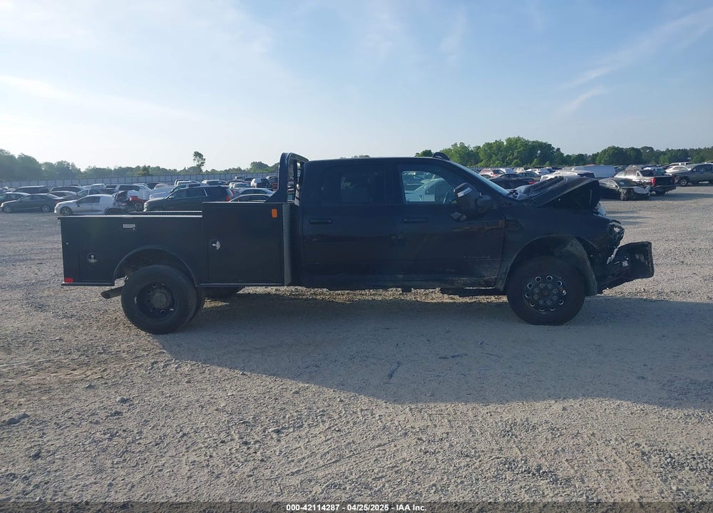 2024 RAM 3500 LAIE  4X4 8' BOX VIN: 3C63RRJL9RG399832