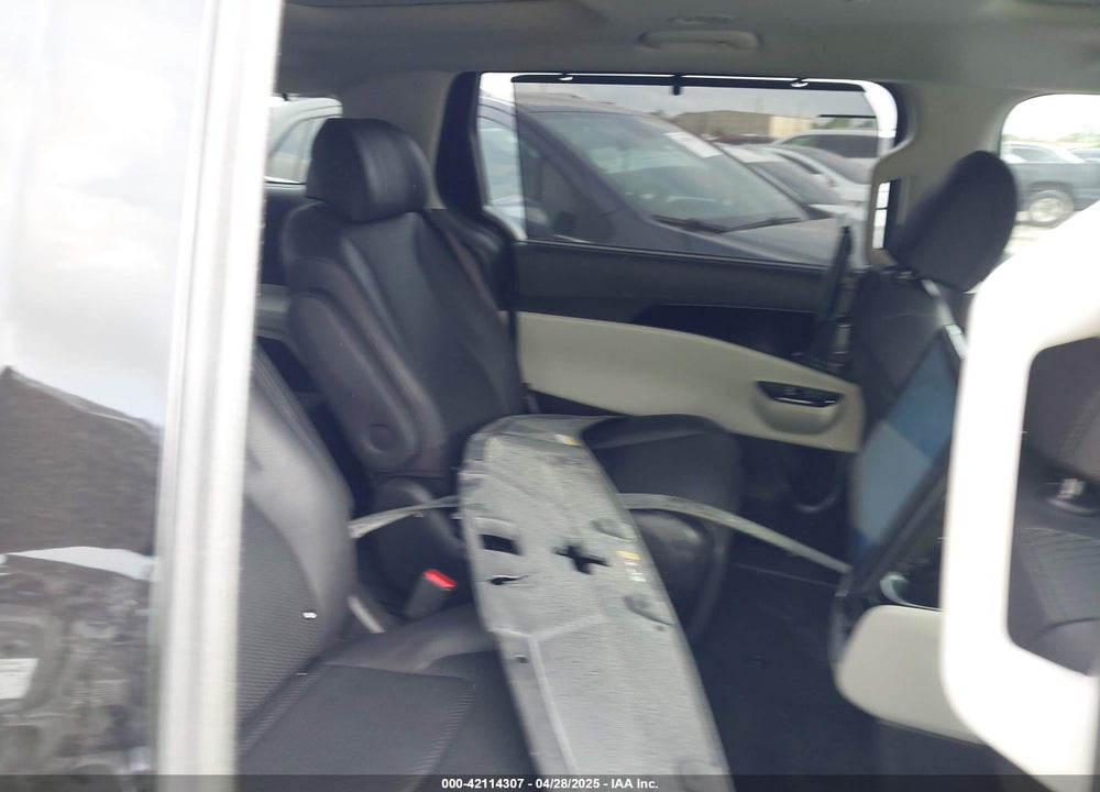 2024 KIA CARNIVAL MPV SX PRESTIGE VIN: KNDNE5H33R6375166