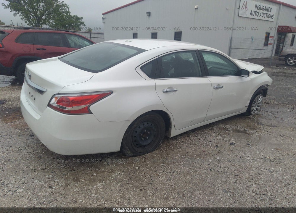 2015 NISSAN ALTIMA VIN: 1N4AL3AP5FC235385