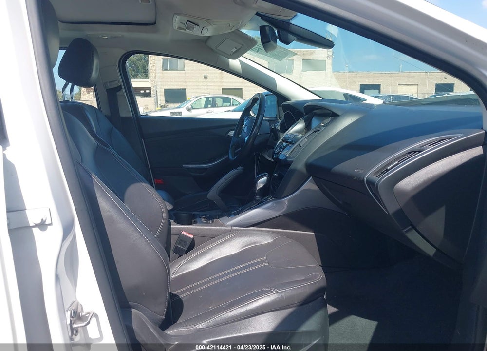 2012 FORD FOCUS TITANIUM VIN: 1FAHP3N20CL161399