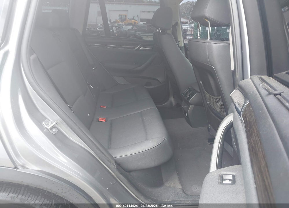 2017 BMW X3 VIN: 5UXWX9C5XH0T02441
