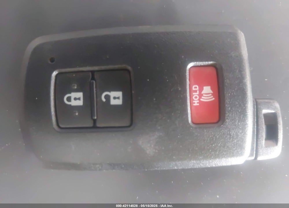 2016 TOYOTA CAMRY HYBRID VIN: 4T1BD1FK8GU188499